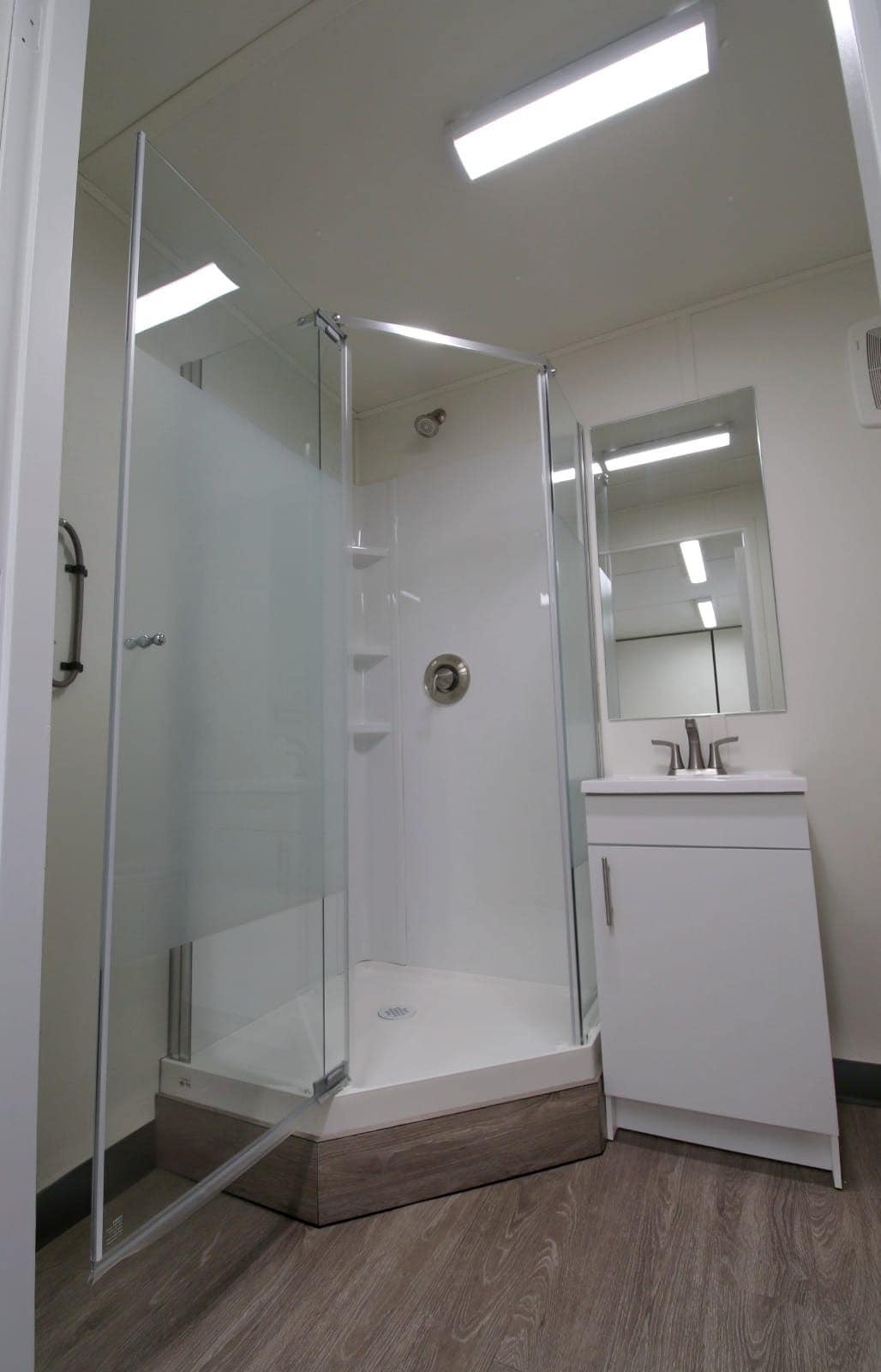 20&prime; Site office + Washroom - STARMAX Containers PTY. LTD