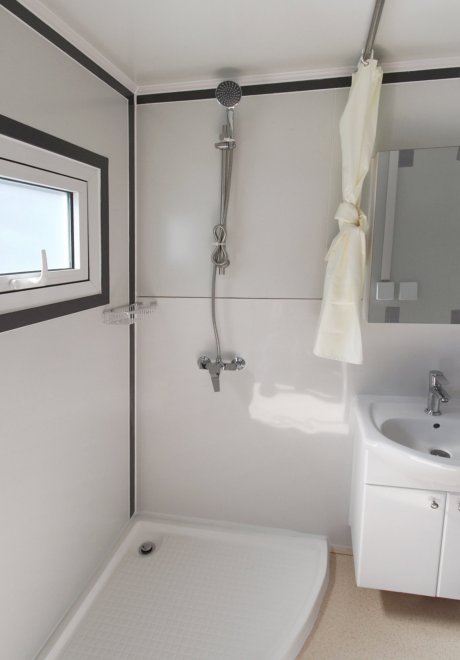 M&B | Modular Housing Pod - STARMAX Containers PTY. LTD