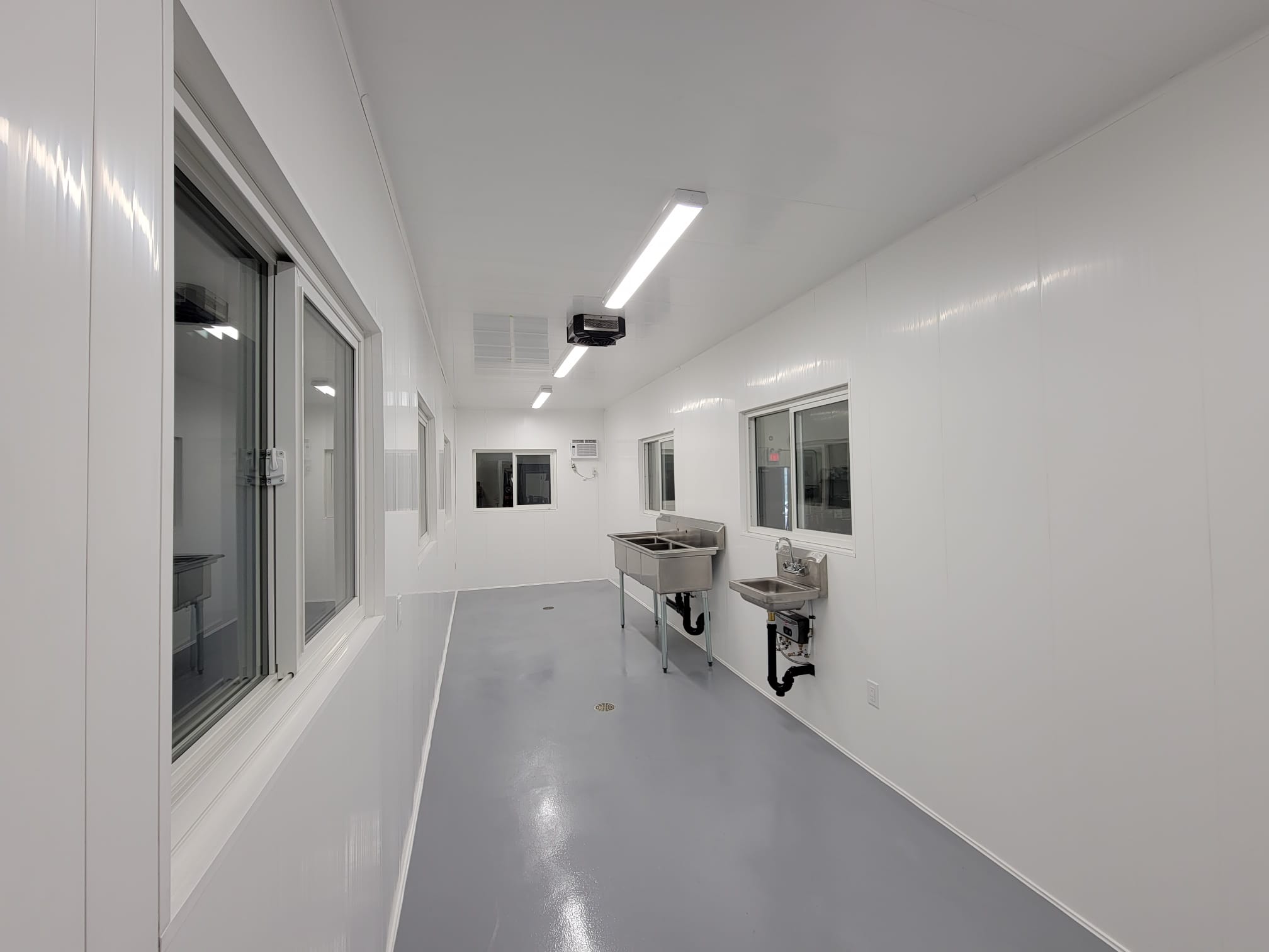 Food Processing Unit With Walk in Cooler - STARMAX Containers PTY. LTD