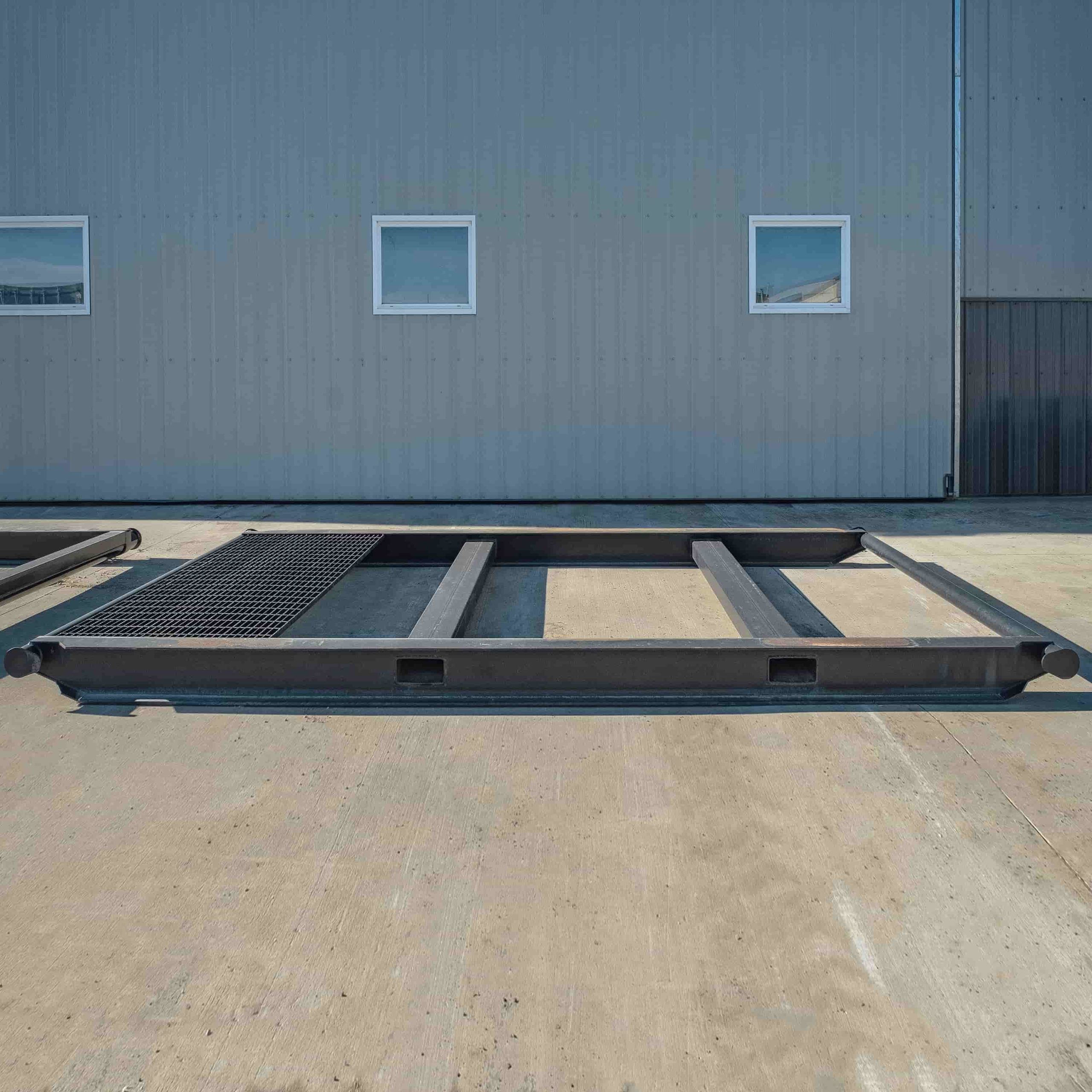 10&rsquo; Grated &ldquo;Weld On&rdquo; Skid - STARMAX Containers PTY. LTD