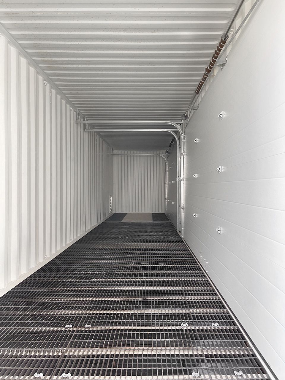 40&rsquo;HC HAZCON Containment unit w/ Overhead doors - STARMAX Containers PTY. LTD