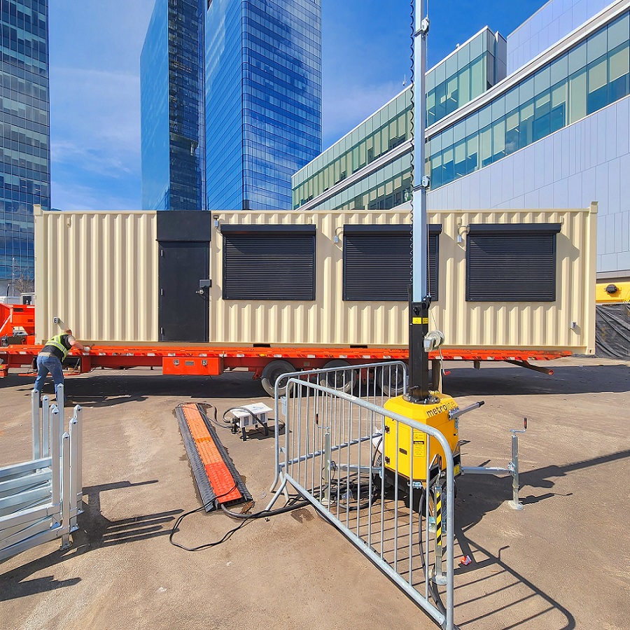 40&rsquo;HC VIP Area with Patio for the Oilers - STARMAX Containers PTY. LTD