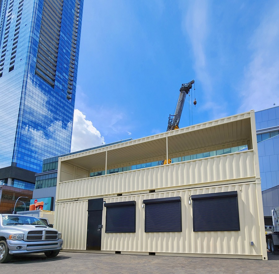 40&rsquo;HC VIP Area with Patio for the Oilers - STARMAX Containers PTY. LTD